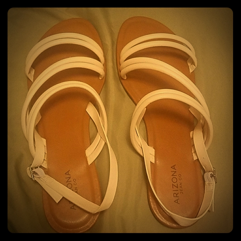 Ladies sandals